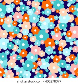 Daisy seamless  pattern. Small flowers background.