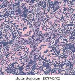 Damask Paisley seamless vector pattern for fabric design.