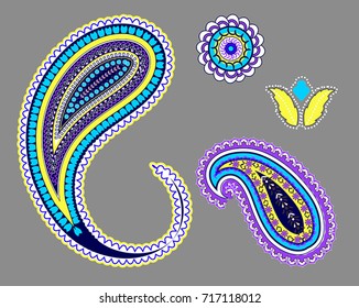 Damask pattern with flowers in Indian style. Floral vector wallpaper