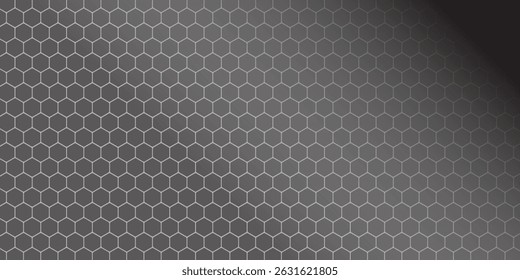 Banner horizontal largo abstrato cinza escuro com grade de fibra de carbono hexágono e linhas luminosas laranja. Fundo de vetor de tecnologia com linhas de neon laranja