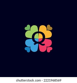 DATA DIGITAL HEART LOGO LETTER Q