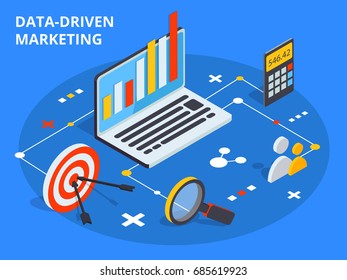 Concepto de marketing basado en datos en diseño isométrico. Análisis del crecimiento empresarial o desarrollo de estrategias. Ilustración vectorial.