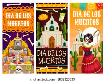 Dia de los Muertos (übersetzen Tag der Toten) Banner der mexikanischen Fest Urlaub. Catrina skeleton, Zuckerschädel, Brot und Altar, Kirche, Kakteen und Kerzen, Ringelblume und Pappelflaggen