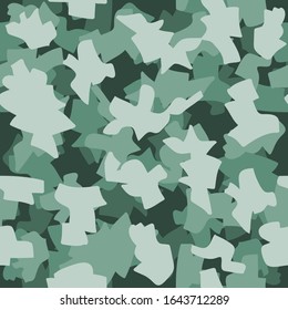 Dazzle painting seamless pattern in natural green colors. Hand drawn 	camouflage abstract illustration. tropical forest background repeat motif. Surface design for textile, fabric, wrapping paper