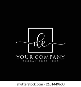 DE Initial handwriting minimalist logo vector