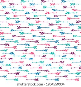 Dekorative Boho-Pfeile zeigen ein nahtloses grafisches Muster. Ethnische Vintage-Design. Indigene amerikanische Themen. Böhmische Pfeile einzeln. Kinderbekleidung Stoffmuster bedrucken patter. Jagd auf Objekte.