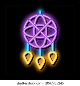 Decorative Dreamcatcher neon light sign vector. Glowing bright icon Decorative Dreamcatcher sign. transparent symbol illustration