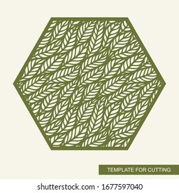 Panel decorativo en forma de hexágono. Patrón floral de hojas. Planta de apertura para corte láser, grabado metálico, tallado de madera, contrachapado, cartón, corte de papel. Tema vegetal. Ilustración del vector 
