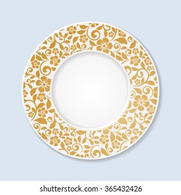 Decorative plate with floral ornament.