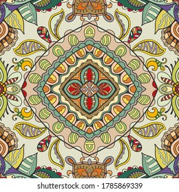 Patrón decorativo sin fisuras, doodle colorido adorno étnico sobre fondo negro. Textura sin fin para papel pintado, rellenos de patrones, tela textil o papel impreso. Elementos florales y geométricos dibujados a mano