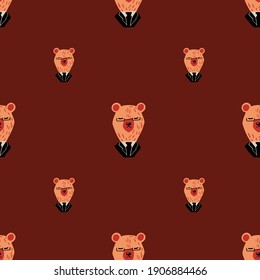 Decorativo patrón impecable con oso rosa divertido en la impresión de esmoquin. Fondo marrón oscuro. Impresión vectorial plana para textiles, tela, giftwrap, papel pintado. Ilustración sin fin.