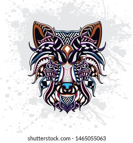 decorative wolf rousing color from pattern art