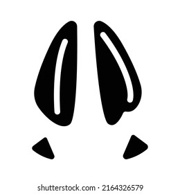 deer animal hoof print glyph icon vector. deer animal hoof print sign. isolated contour symbol black illustration