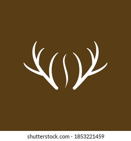 Hirschantler mit negativem Weltraum-Kaffeebohnen-Vektorsymbol