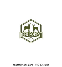 logotipo del bosque de ciervos en fondo blanco