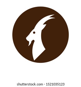 Deer logo template. Travel agency logo template