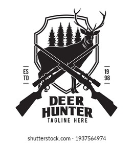Logo des Jagdclubs mit Hirschsymbol auf Waldhintergrund, perfekt für das Logo des Jagdclubs und das T-Shirt-Design