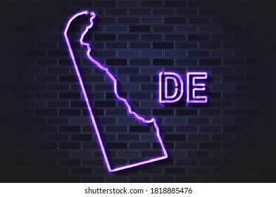 Lámpara de neón o tubo de vidrio de mapa de Delaware. Ilustración vectorial realista. Muro de ladrillo negro, sombra suave.