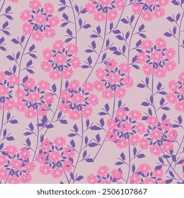 Zartes Blumenmuster in kleinen Blumen. Floraler nahtloser Hintergrund für Textilien, Tapeten, Druck, Verpackung und Papiere