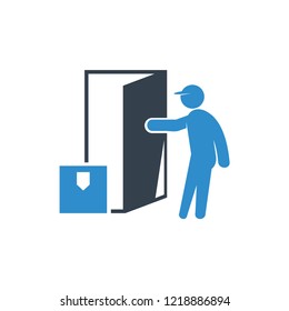 delivery man knocking a door