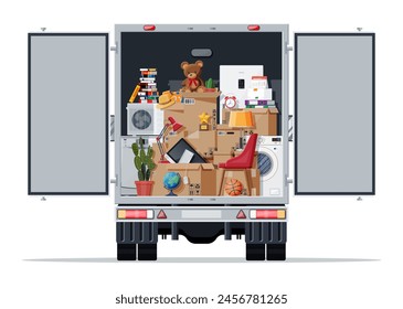 Camión de reparto lleno de cosas de casa en el interior. Mudarse a una casa nueva. La familia se mudó a su nuevo hogar. Cajas con mercancías. Transporte de paquetes. Computadora, lámpara, ropa, libros. Ilustración vectorial plana