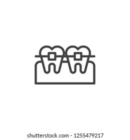 Dental braces outline icon. linear style sign for mobile concept and web design. Teeth with brackets simple line vector icon. Symbol, logo illustration. Pixel perfect vector graphics