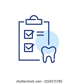 Icono de chequeo dental. Lista de verificación en el portapapeles con diente. Icono de línea de trazo de píxeles perfecto, modificable