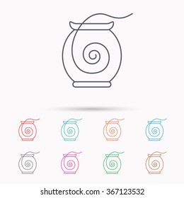 Dental floss icon. Teeth cleaning sign. Oral hygiene symbol. Linear icons on white background.