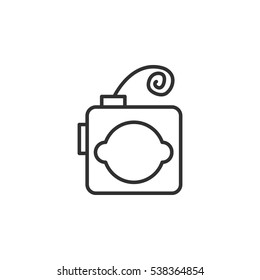 Dental floss linear icon. tooth floss, thin line design