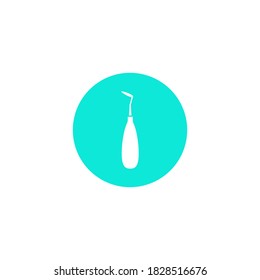 Icono de instrumento dental. Ascensor dental. Herramientas para clínicas dentales. Odontología. Un simple icono vectorial en un estilo plano está aislado. Silueta blanca sobre un fondo azul.
