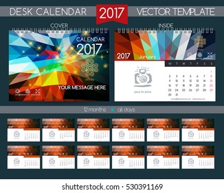 Design Desk Calendar 2017.