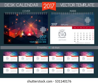 Design Desk Calendar 2017.