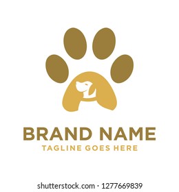 design the logo of the dog's foot with an ornament in the dog