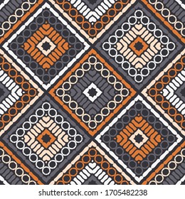 Design mit manueller Schraffur. Ethnische Boho-Ornament. Nahtloses Muster. Stammesmotiv. Vektorgrafik für Webdesign oder Print.