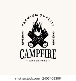 Diseño de leña y fuego, logotipo de hoguera de hoguera vectorial camping de aventura vintage ilustración