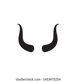 Devil horn Vector icon design illustration Template