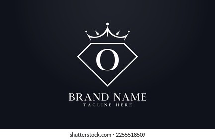 Vector de corona de diamante. Logotipo de reina de lujo para vectores de joyería con letras