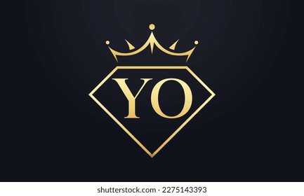 Vector de corona de diamante. Logotipo de reina de lujo para vectores de joyería con letras
