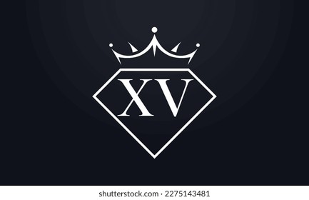 Vector de corona de diamante. Logotipo de reina de lujo para vectores de joyería con letras