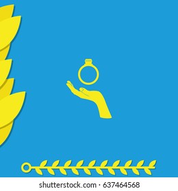 Diamond ring icon.