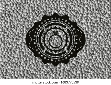 icono del anillo de diamantes dentro de la placa negra con fondo de burbujas. Ilustración vectorial. Detallado.