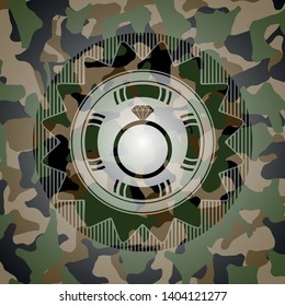 diamond ring icon on camo pattern