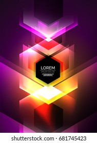 Tecnología digital flechas brillantes, fondo abstracto geométrico moderno con efectos de luz y lugar para el mensaje