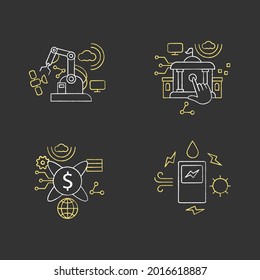Conjunto de iconos de tiza de transformación digital. Tecnologías modernas. Ahorro de energía, tokenización, gobierno electrónico, industria 4.0. Ilustraciones vectoriales aisladas en pizarra