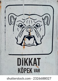 Dikkat Köpek Var Tabela Vector Design