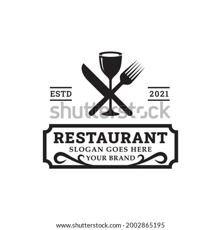  dinner classic logos with Spoon Fork and Knife for Restaurant Bar Bistro Vintage Retro Logo design vector template