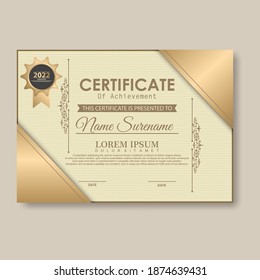Plantilla de certificado de rendimiento del diploma en vector con contorno tailandés. Plantillas de premios, logros para empresas, mejores documentos de premios. Plantillas de ilusión