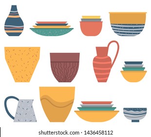 Revestimientos de vajilla, plato y tazón coloridos, jarrón de cerámica y jarra en blanco. Plato de sopa y olla rústica o casera, souvenirs artesanales, vectores de terracota