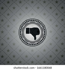 icono de disgusto dentro de un emblema oscuro realista