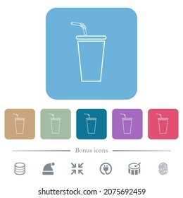 Tubo de bebida desechable con iconos planos blancos de borde de paja sobre fondo cuadrado redondeado de color. 6 iconos de bonificación incluidos